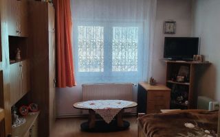 Apartament 3 camere decomandat, etaj 1, 2 balcoane și garaj – Râșnov - Poză 3