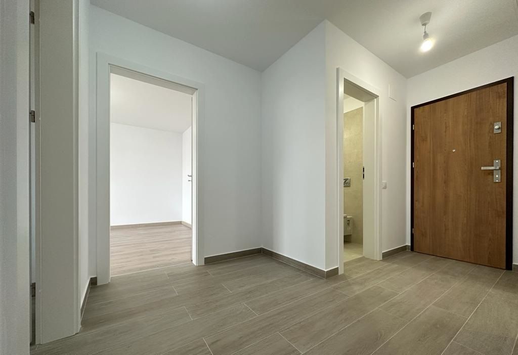 Apartament 2 Camere Nou în Urban Plaza Terasă Finisaje Moderne - Poză 12
