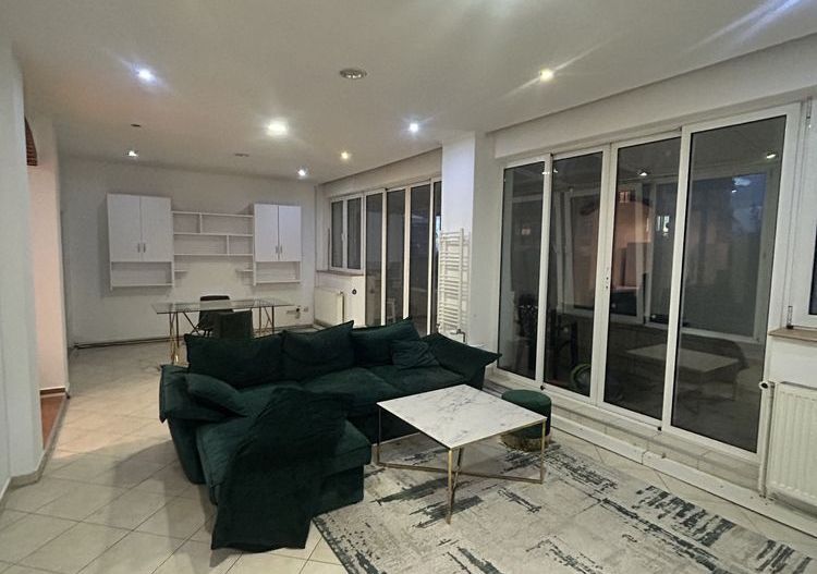 Apartament spatios si mobilat, 2 (doua) camere- piata romana - Poză 2