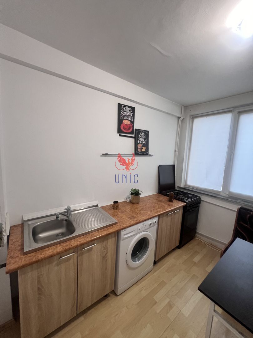 Decomandat, stradal, Calea Bucuresti etaj 1 - Poză 74