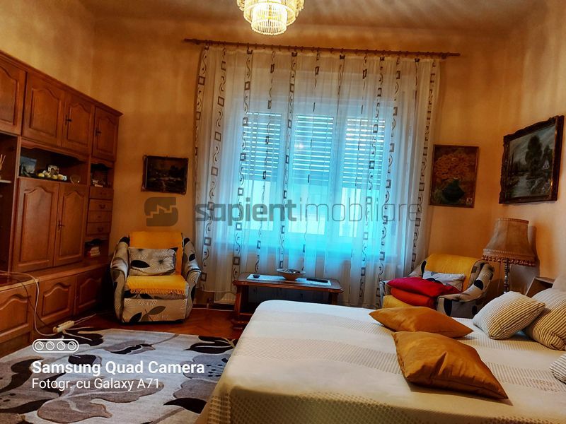 Casa cu 4 camere in zona Armatei Romane - Poză 13