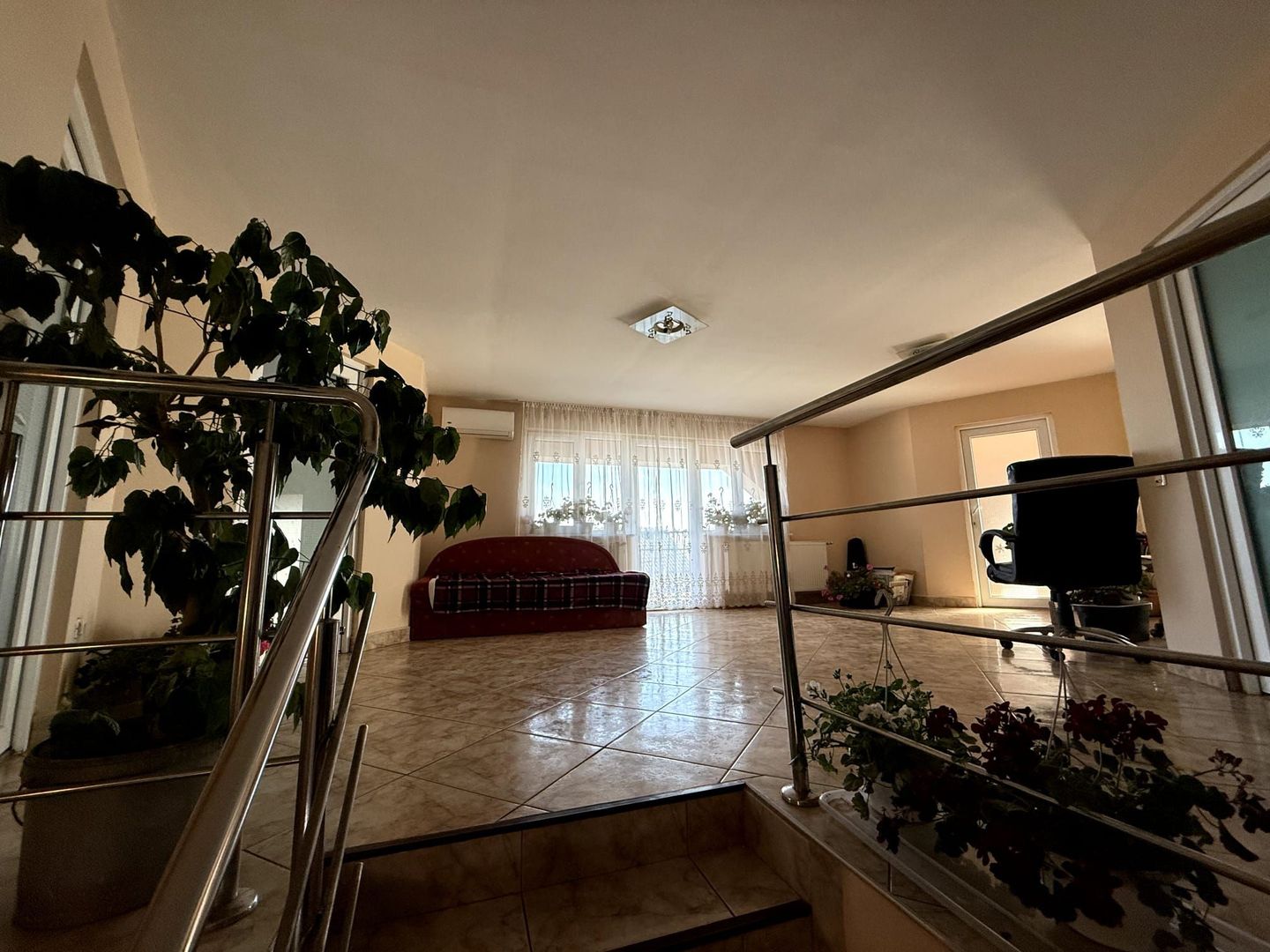 Proprietate impresionanta de vanzare cu mult teren in Santandrei - Poză 16