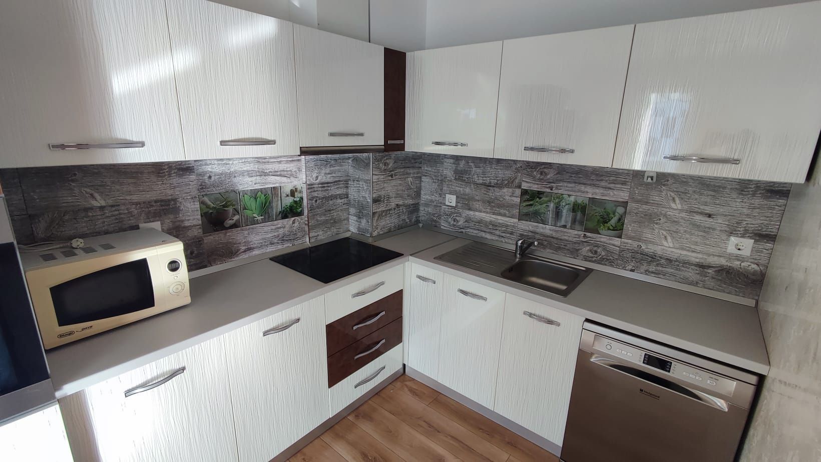 Apartament  Cu Parcare Bloc Nou complex CBC Marasti - Poză 1