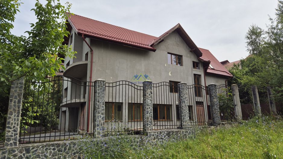 Vand casa 11 camere, P+2, zona OM, pretabil gradinita privata, etc! - Poză 1