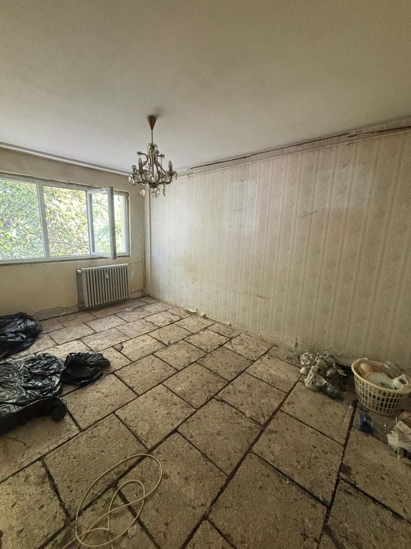 De vanzare apartament 3 camere Titan, aproape de IOR, metrou, scoala Garcia - Poză 6