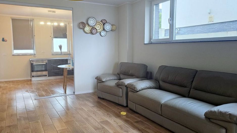 De vânzare casă premium tip duplex,  vedere spre Lacul Brates, comision 0% - Poză 17