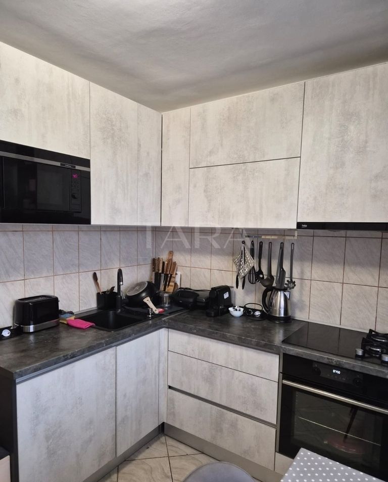 Apartament cu 2 camere, balcon generos de 9 mp – Gheorgheni. - Poză 3