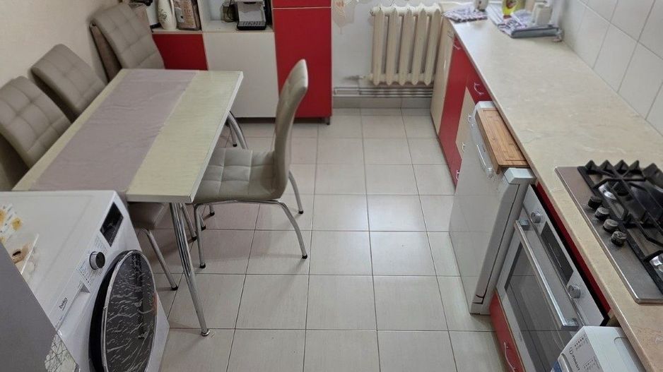 Apartament cu 2 camere, etaj 1, partial mobilat, zona GARĂ; - Poză 6