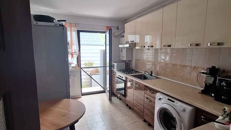 Casa de vanzare Aparatorii Patriei - Poză 5