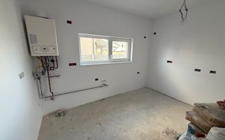 Toate utilitatile. Strada asfaltata. Finisaje la alegere. Comision 0% - Poză 4