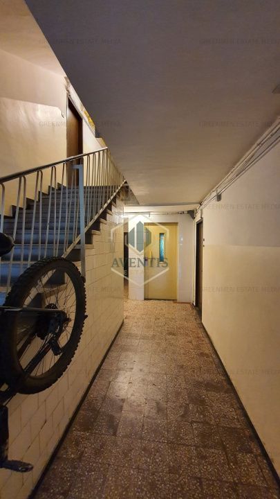 Piata Victoriei - Titulescu, vedere rasarit, decomandat, bloc reabilitat - Poză 19