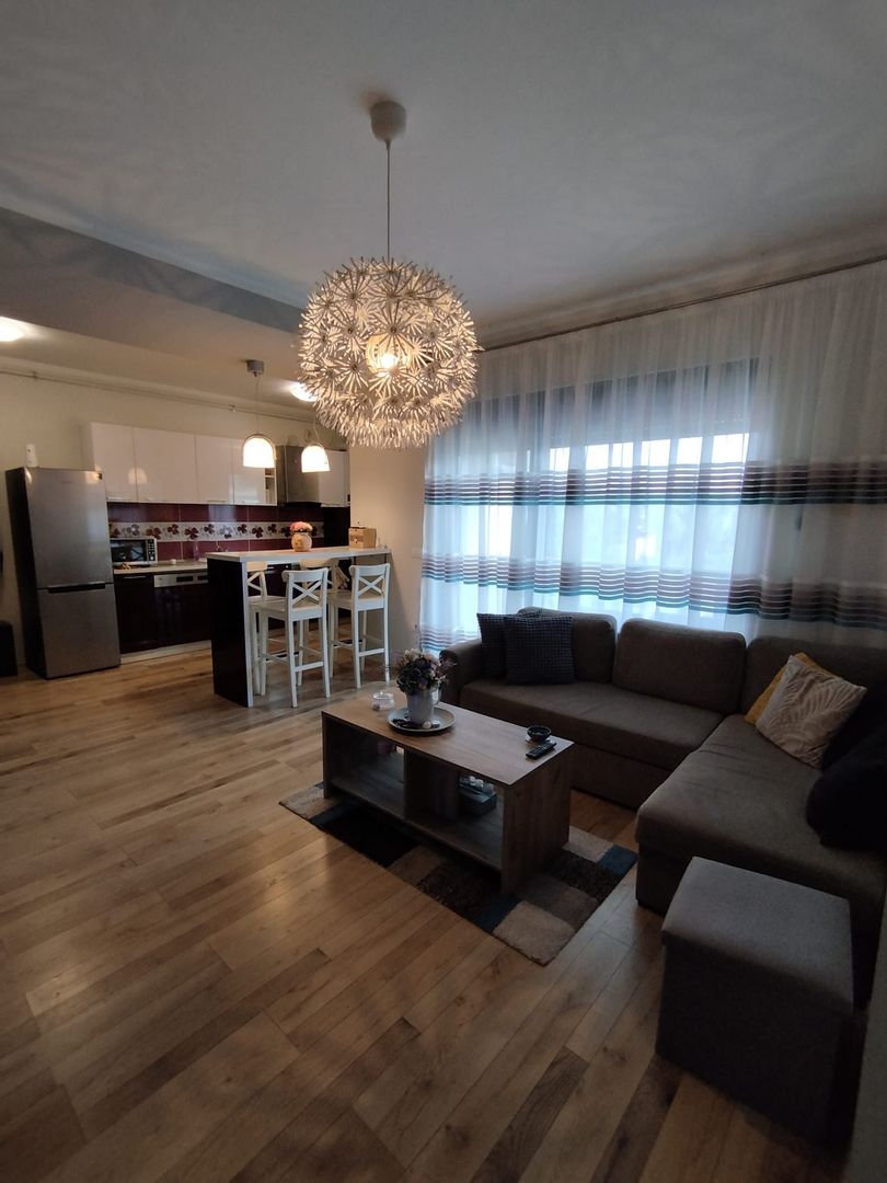 Proprietar inchiriez apartament 2 camere Dumbravita - Poză 2