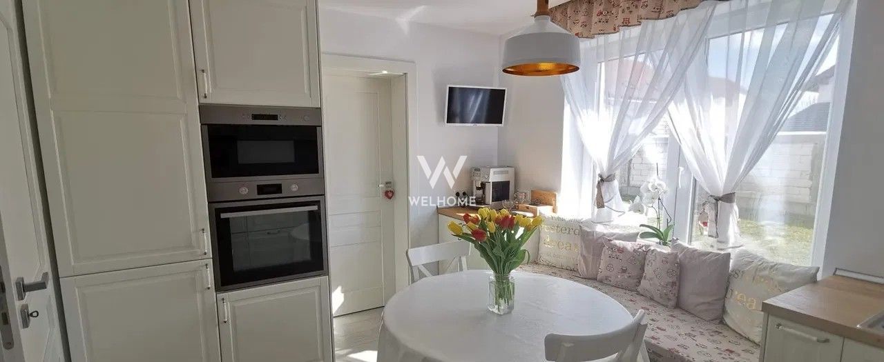 Casă premium, 500 mp teren, finisaje de lux, șemineu & garaj – Sibiu - Poză 3