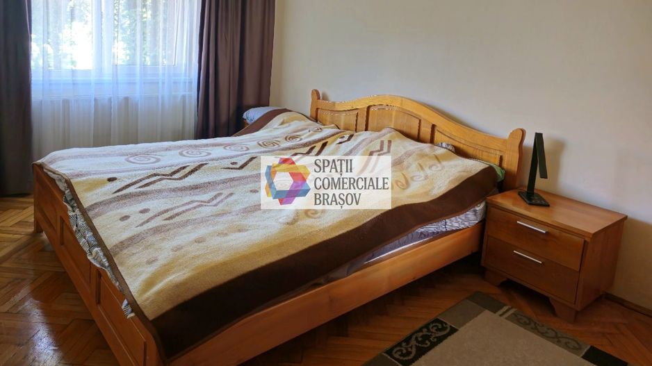 Apartament cu patru camere, zona Tractorul 81 mp - Poză 4