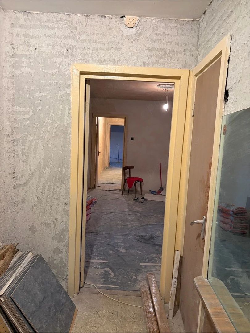 Apartament 3 camere de vânzare Apusului - Poză 4