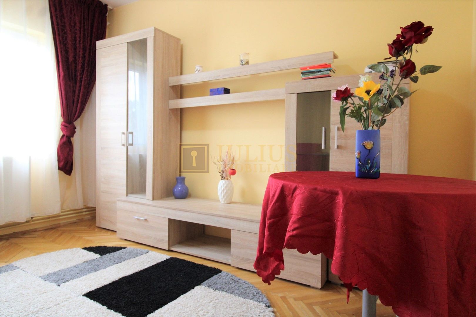 3 camere, decomandat, centrala proprie - Poză 6