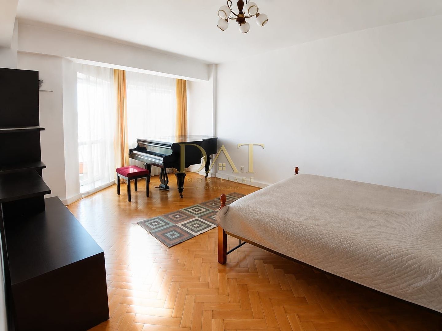 Apartament 4 camere | 90 mp | 3 balcoane | 2 parcări Piața Cipariu - Poză 6