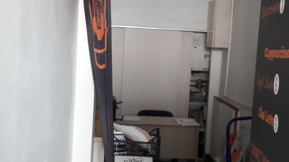 Spatiu comercial pe Republicii-Brasov - Poză 2