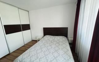 Apartament 3 camere, mobilat și utilat, doua balcoane, parcare. - Poză 6