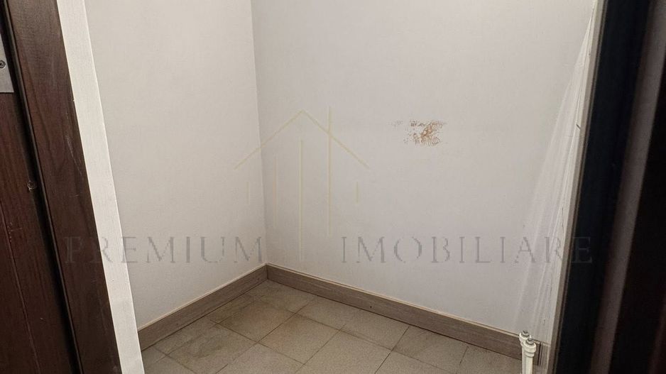 Spatiu comercial de vanzare in Onesti - Poză 3