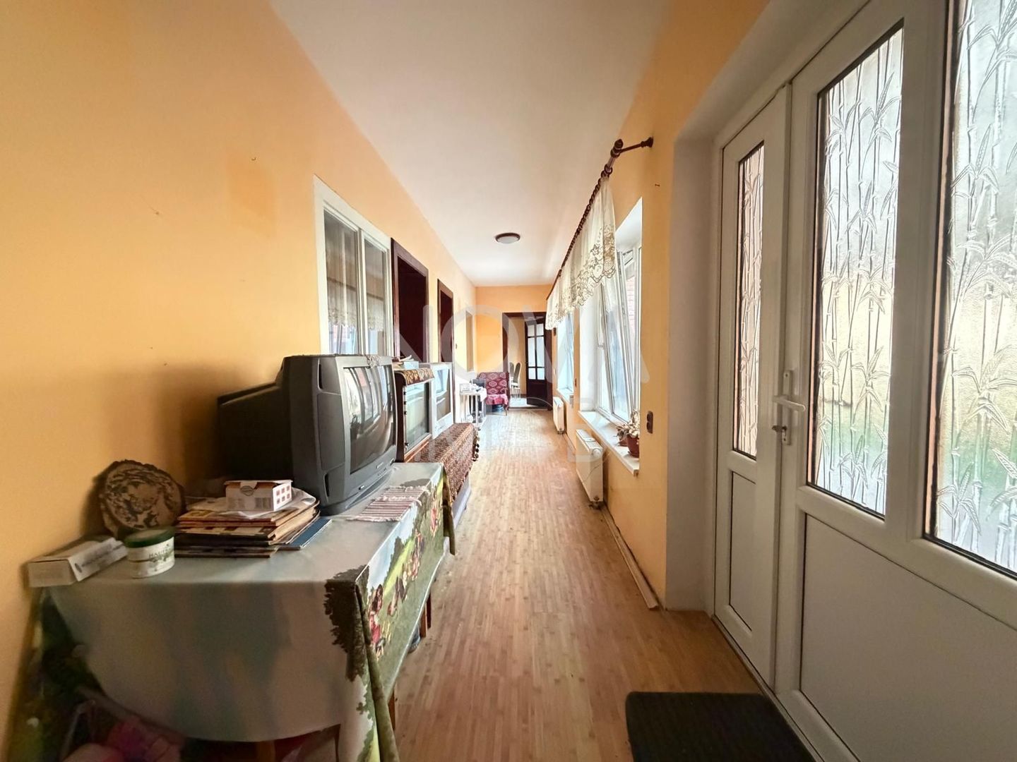 CASA DE VANZARE IN AVRIG – SPATIU GENEROS - Poză 11