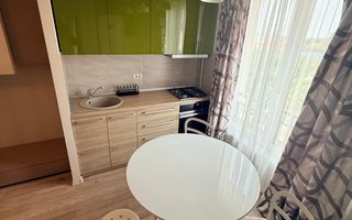 2 camere| loc de parcare cu bariera| apartament frumos| balcon deschis| - Poză 5