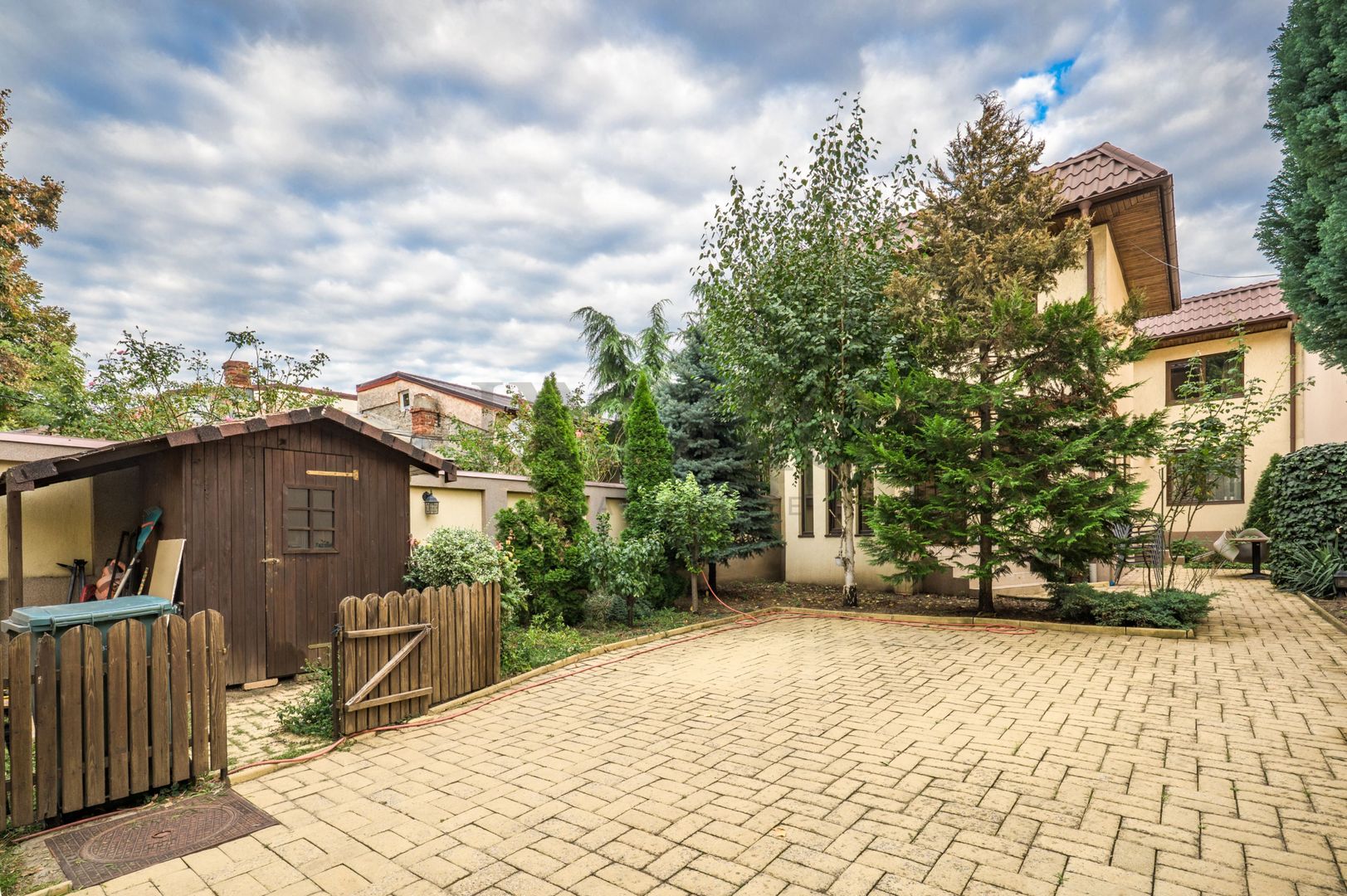 Vila proaspăt renovată Domenii | 7 camere | 4 locuri parcare - Poză 2