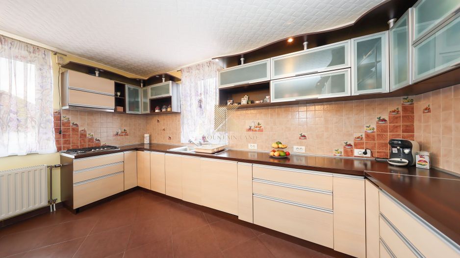 Reședință exclusivistă cu potențial investițional în centrul Cristian - Poză 21