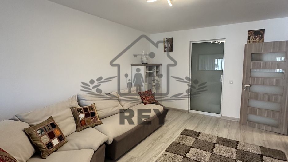 De inchiriat- Apartament 2 camere, zona centrala, 80 mp, bloc nou - Poză 11