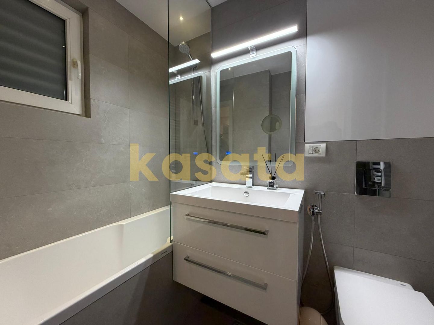 Apartament 2 camere de închiriat | Pajura | Aproape de metrou - Poză 9