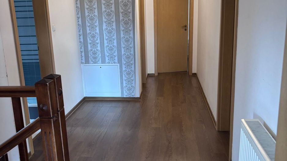 Casa individuala frumoasa si spatioasa in Giroc - Poză 9