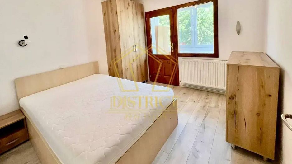 Apartament spatios cu 3 camere | Renovat | Lipovei - Poză 2