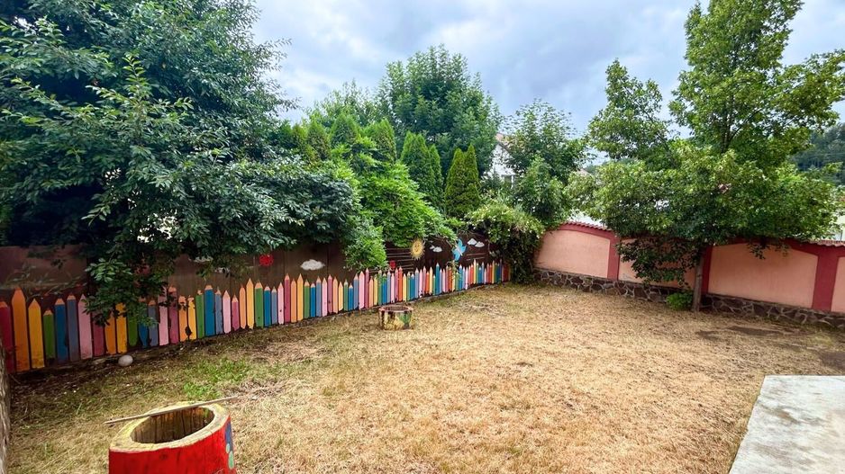 Inchiriere casa individuala multifunctionala zona rezidentiala Bunloc - Poză 3