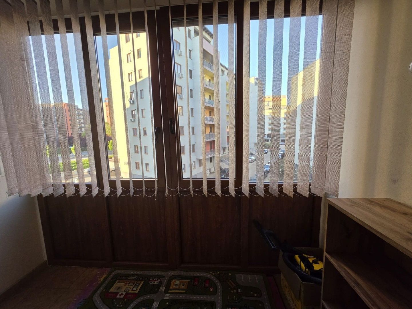 Apartament modern 3 camere Torontalului, Parcare subterană - Poză 8