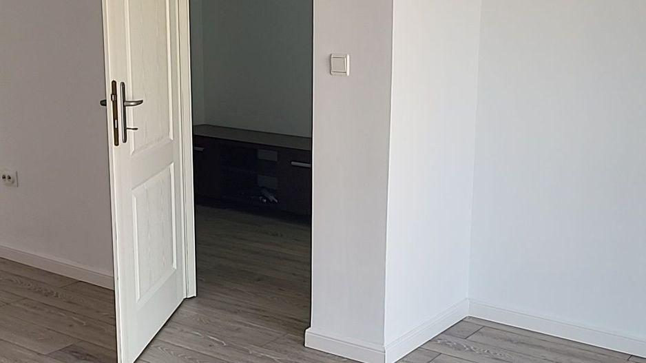 Apartament cu 2 camere | 36 mp + balcon | Zona Florilor - Poză 3