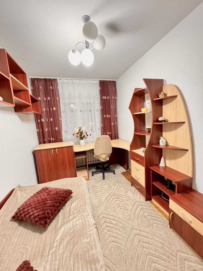 Apartament 3 camere decomandate – zona Decebal, Oradea - Poză 9