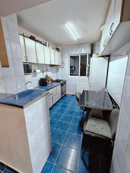 Apartament 3 camere decomandat 3 minute metrou Aparatorii Patriei - Poză 10