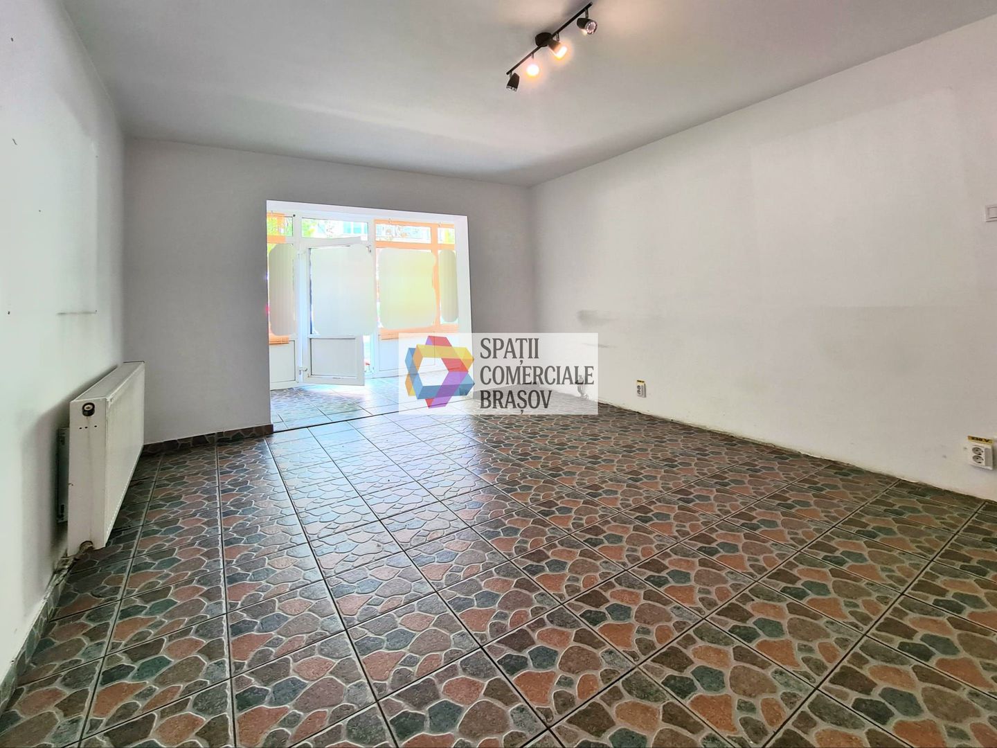 Apartament cu doua camere, zona Racadau 55 mp - Poză 8
