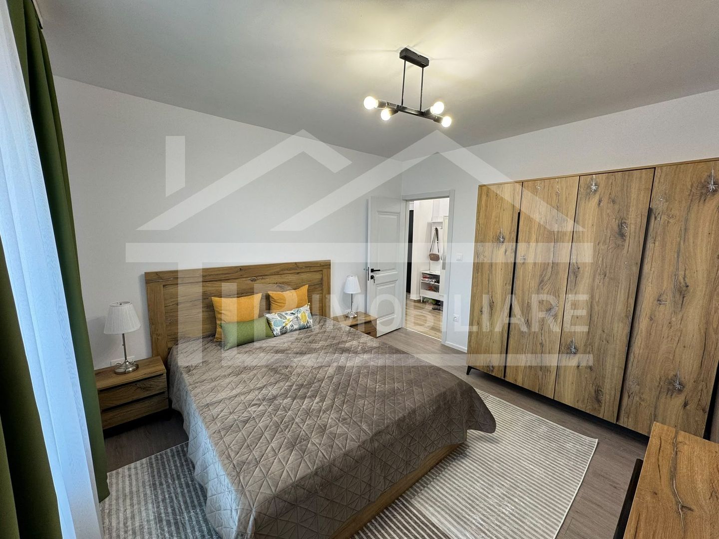 Apartament 2 camere, 56 mp, decomandat, parcare, Zona Vivat Residence - Poză 3