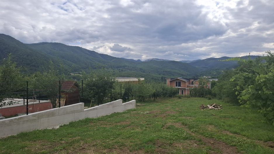 Teren intravilan de vânzare în Cisnădioara – 940 mp - Poză 3