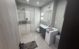 Apartament Premium 3 camere parcare privata etaj 2 Calea Surii Mici - Poză 12