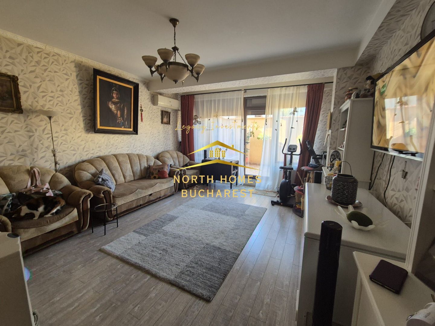 Ap 3 camere cu parcare subterana si curte in vila in zona Dămăroaia - Poză 4