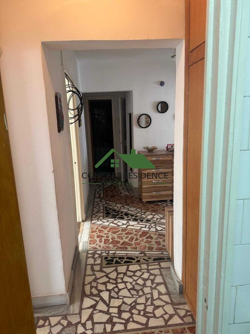 4 camere+ Garaj– Bd. Unirii | 80 mp | Etaj 3 | 2 băi | 2 balcoane - Poză 7