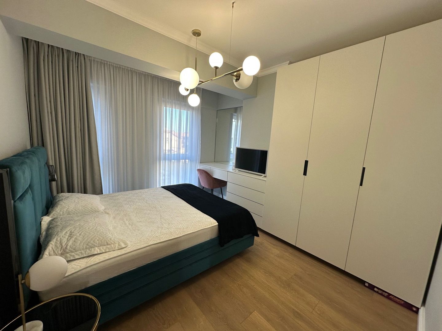 Apartament cu 3 camere - Poză 15