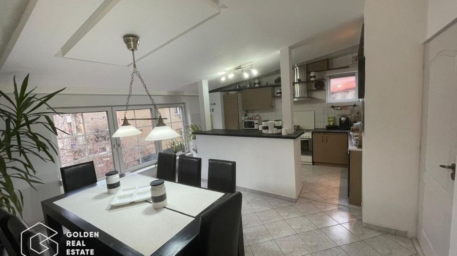 Proprietate ultracentrala, compusa din 2 apartamente - Poză 5