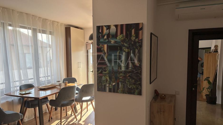 Apartament singur pe etaj, 2 balcoane și parcare, Andrei Mureșanu. - Poză 2