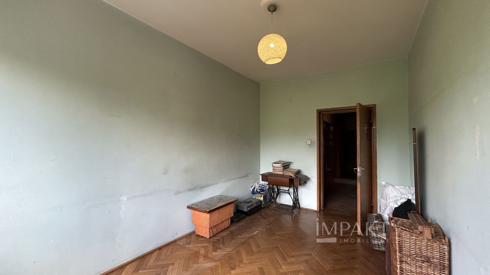Apartament deosebit in centrul orasului, garaj si suprafata generoasa! - Poză 8
