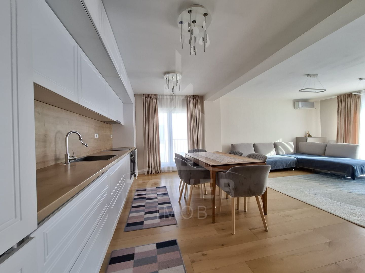 Penthouse de vânzare – finisaje premium, terasă generoasă - Poză 2