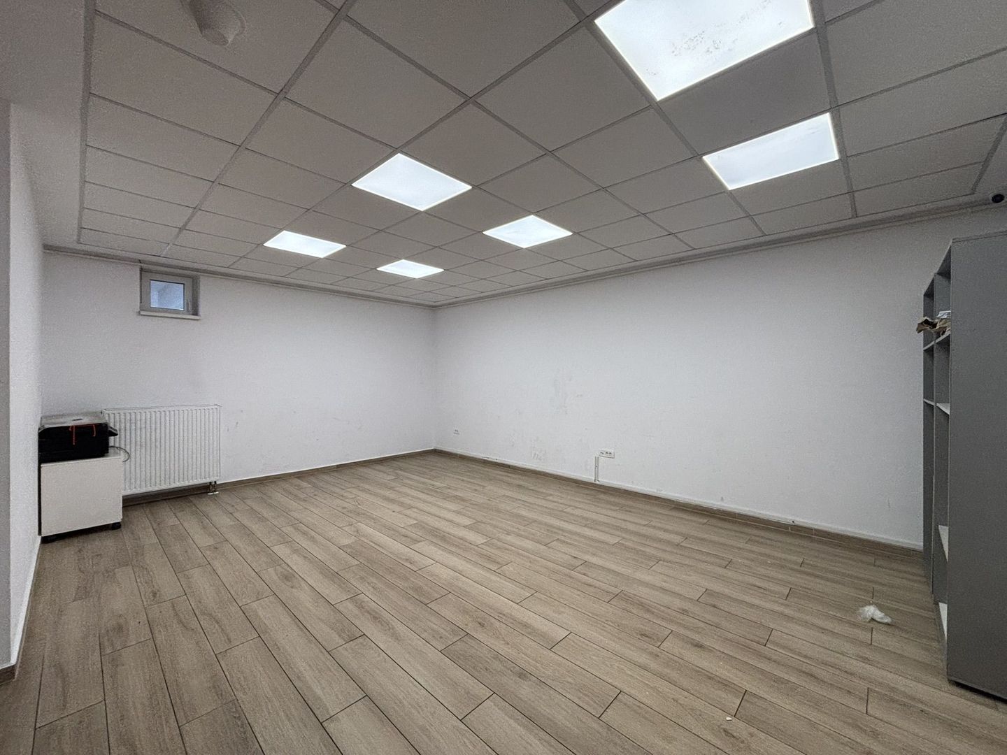 Spatiu comercial la demisol in Coresi Avantgarden - Kasper - Poză 2