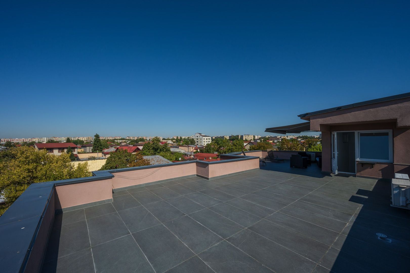 SI CASA SI AFACERE totul sub același acoperiș in Sector 5/Sălaj - LIDL - Poză 63